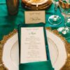 Látkový príručník – emerald green – prenájom svadobnej výzdoby, Látkové obrúsky / príručníky (3)